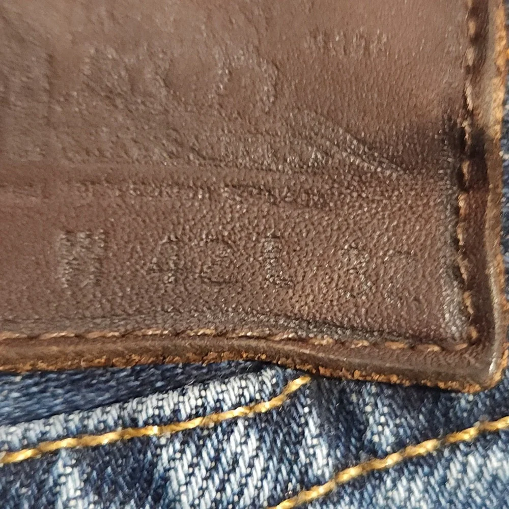 Levi's 501 Jeans Men's 42x32 High Rise Button Fly USA Light Wash‎ Cotton
